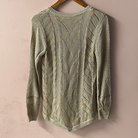 Love on a Hanger Tan Rainbow Knit V-Neck Pullover Sweater Size S EUC - Picture 4 of 11